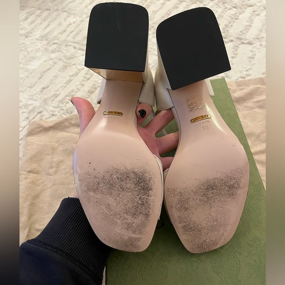 Gucci Baby Buckle Horsebit Ankle-strap Sandal size 39 (US 9) White Leather - Picture 13 of 14